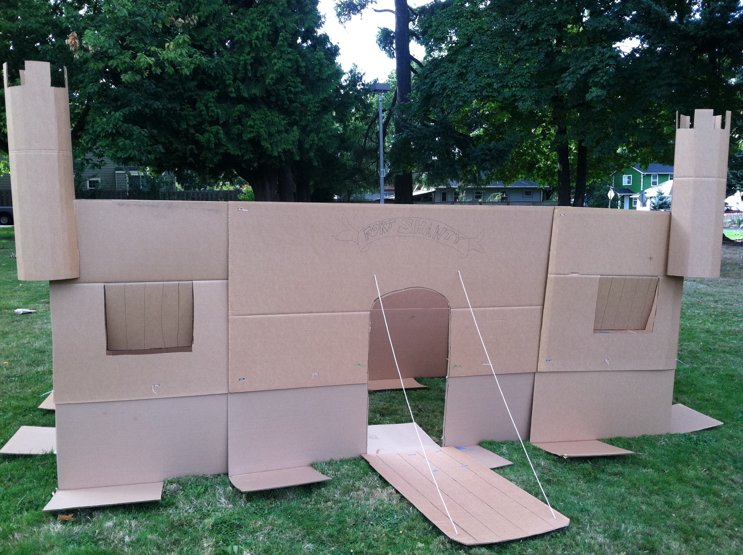 box fort strewth